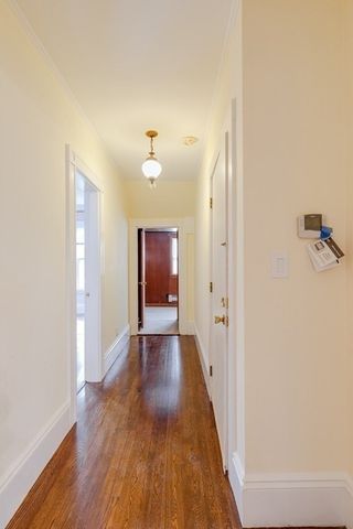 20 Chester St 1, Watertown, MA 02472