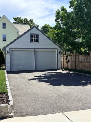 20 Chester St 1, Watertown, MA 02472