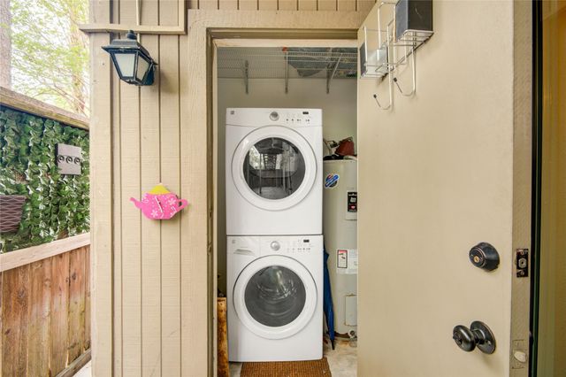 5711 Sugar Hill Drive 35, Houston, TX 77057