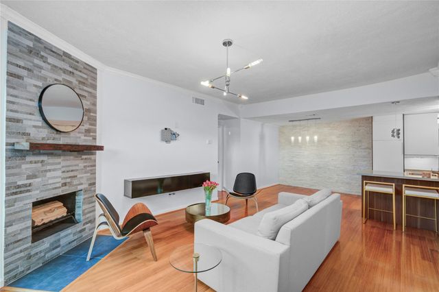 5711 Sugar Hill Drive 35, Houston, TX 77057