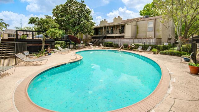 5711 Sugar Hill Drive 35, Houston, TX 77057