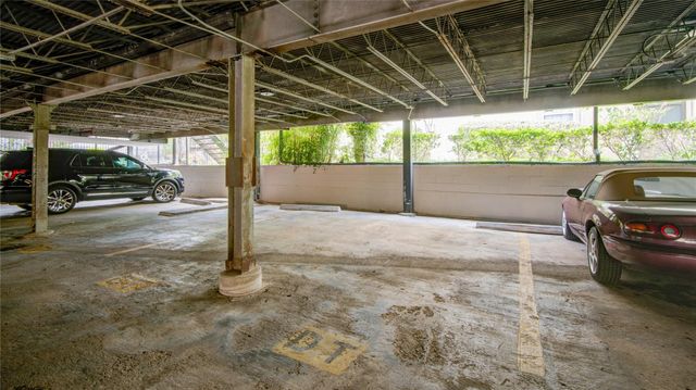 5711 Sugar Hill Drive 35, Houston, TX 77057