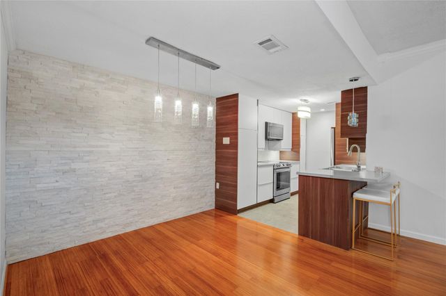 5711 Sugar Hill Drive 35, Houston, TX 77057