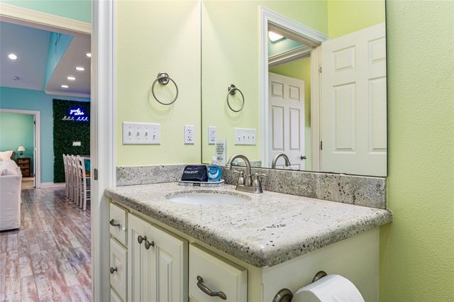 3347 Prides Way, Crystal Beach, TX 77650