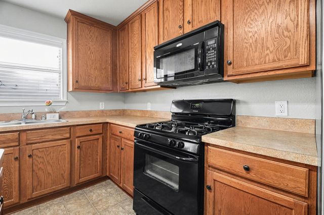 1302 Lake Trail Court, Wylie, TX 75098