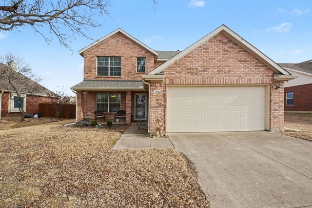 1302 Lake Trail Court, Wylie, TX 75098