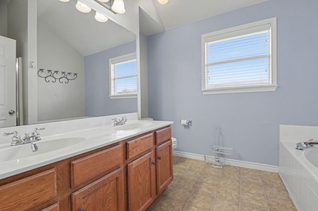 1302 Lake Trail Court, Wylie, TX 75098