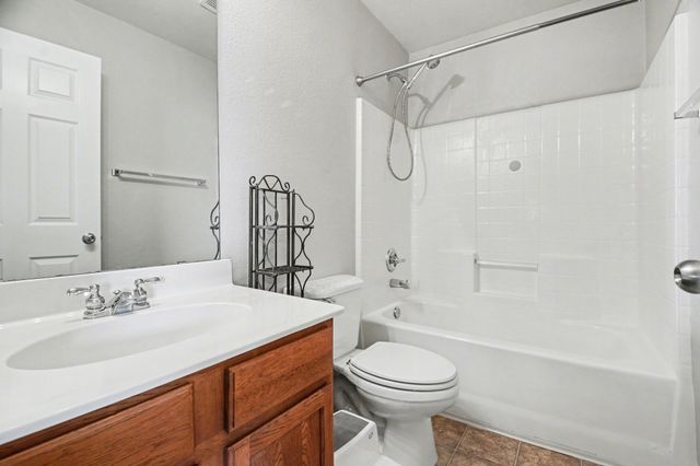 1302 Lake Trail Court, Wylie, TX 75098