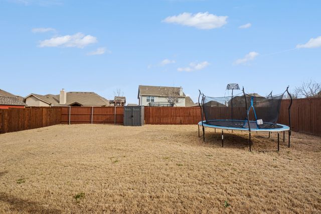 1302 Lake Trail Court, Wylie, TX 75098