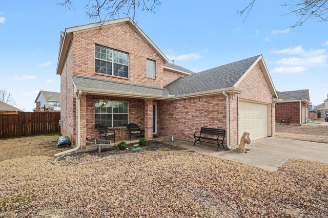 1302 Lake Trail Court, Wylie, TX 75098