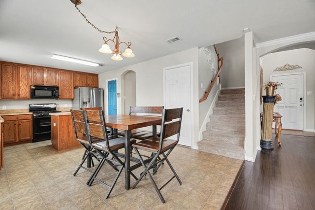 1302 Lake Trail Court, Wylie, TX 75098