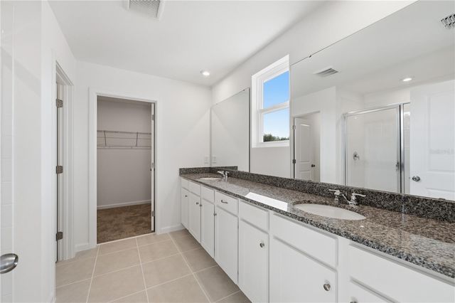 504 GREEN TRACKER AVENUE, Groveland, FL 34736