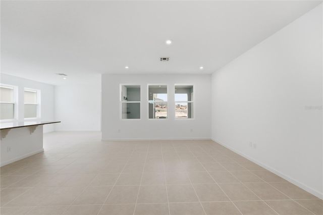 504 GREEN TRACKER AVENUE, Groveland, FL 34736