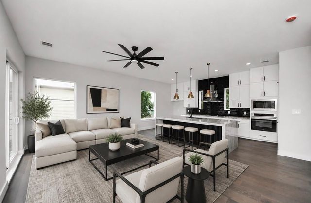 3419 Arlington Street, Houston, TX 77018