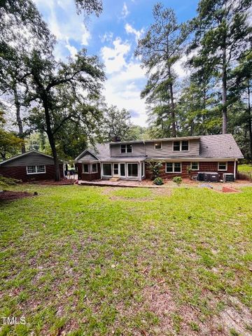 120 Dundee Road, Fayetteville, NC 28303