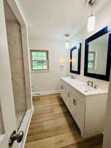 120 Dundee Road, Fayetteville, NC 28303