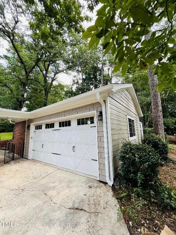 120 Dundee Road, Fayetteville, NC 28303