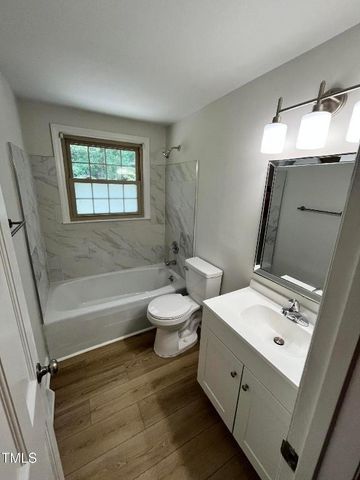 120 Dundee Road, Fayetteville, NC 28303