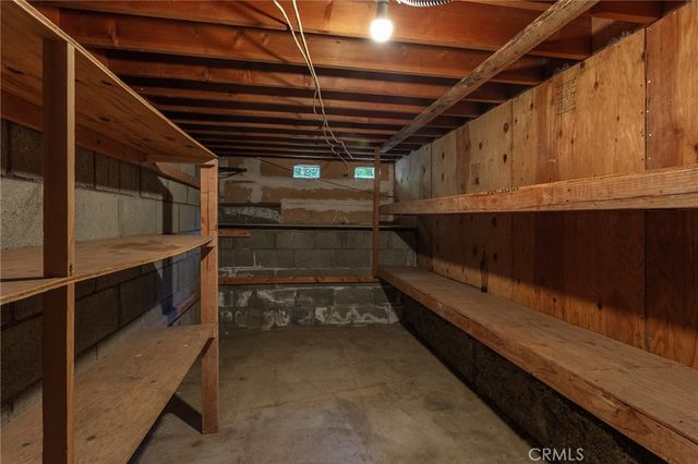 21901 Lassen Street 113, Chatsworth, CA 91311