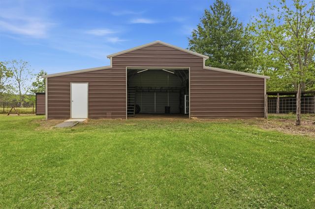 1140 County Road 2274, Cleveland, TX 77327
