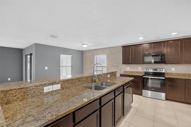 1115 WYNNMERE WALK AVENUE, Ruskin, FL 33570