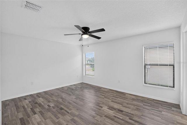 1115 WYNNMERE WALK AVENUE, Ruskin, FL 33570