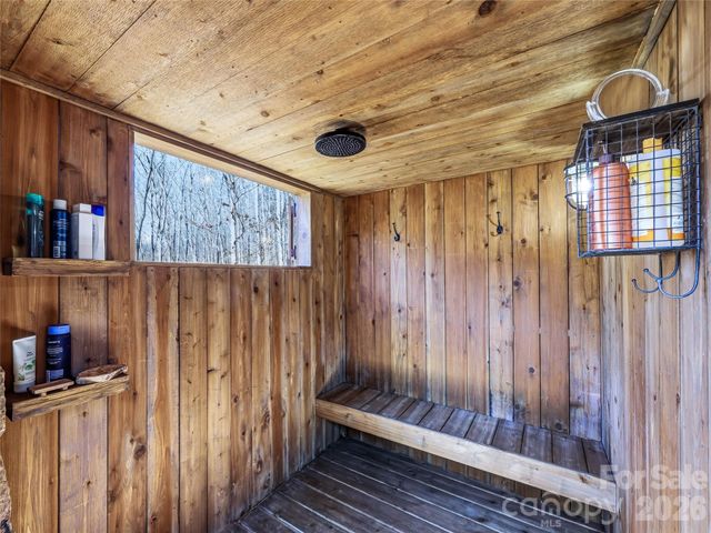 3735 French Broad Parkway, Marshall, NC 28753