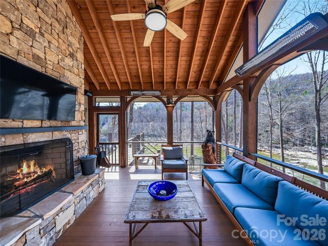 3735 French Broad Parkway, Marshall, NC 28753