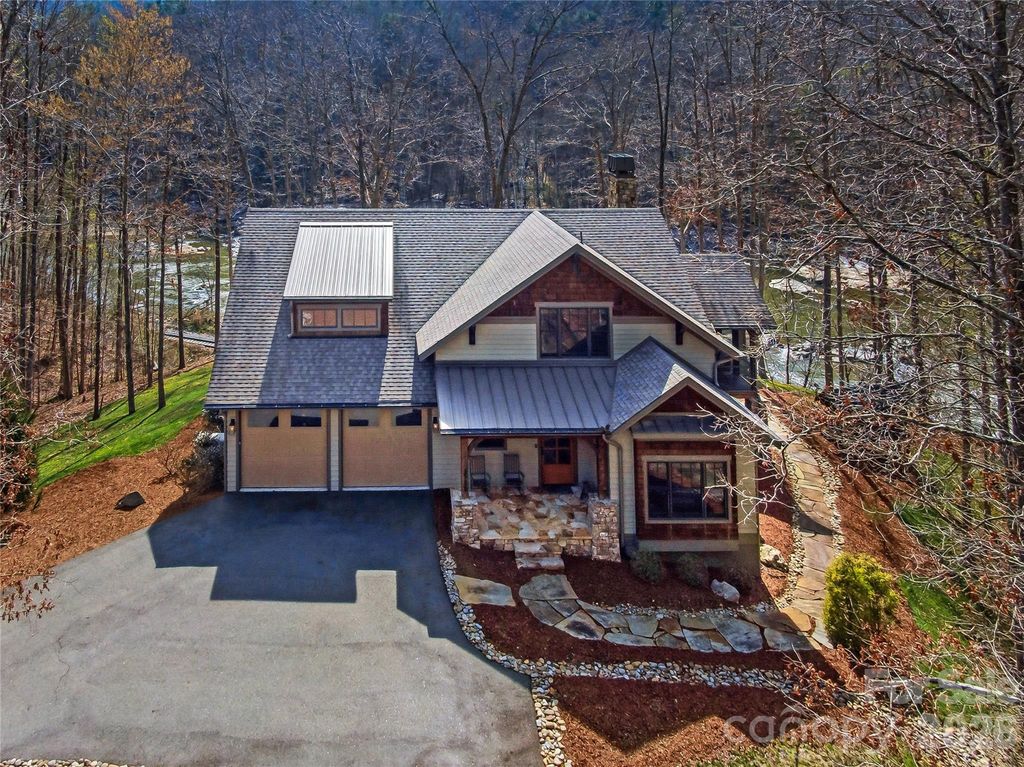 3735 French Broad Parkway, Marshall, NC 28753