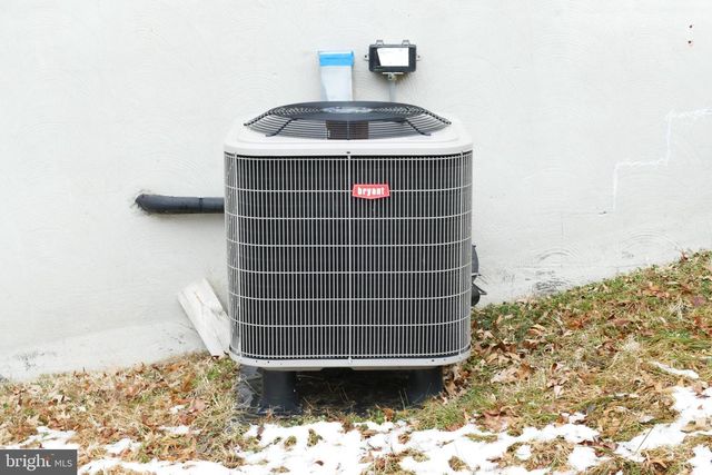 7816 MALLOW CT, Pasadena, MD 21122