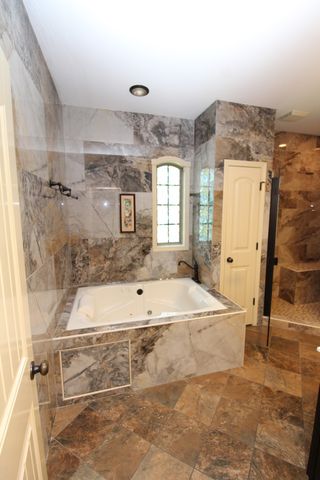 337 Crooked Creek Ln, Hendersonville, TN 37075