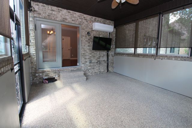 337 Crooked Creek Ln, Hendersonville, TN 37075