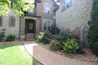 337 Crooked Creek Ln, Hendersonville, TN 37075