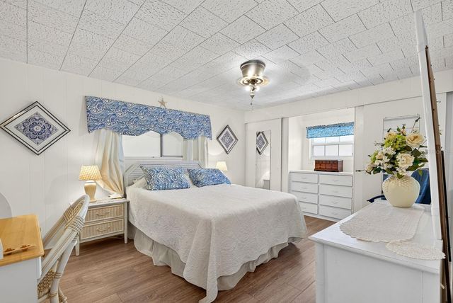 37 CABALLO WAY, Bradenton, FL 34209