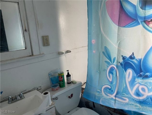 12313 Rexford Avenue, Cleveland, OH 44105