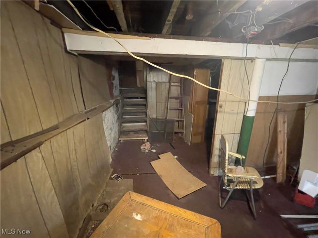 12313 Rexford Avenue, Cleveland, OH 44105