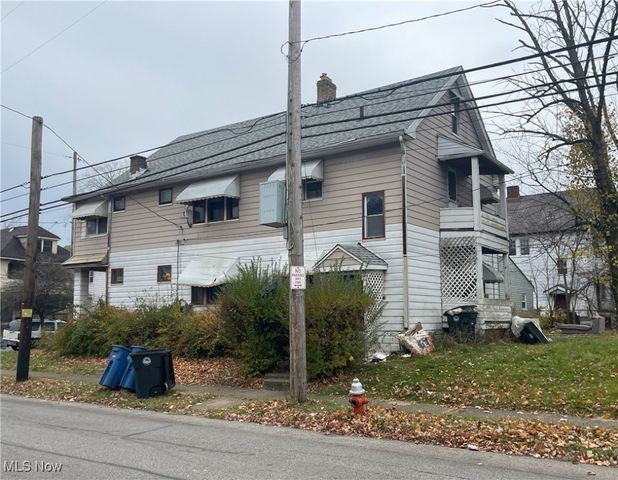 12313 Rexford Avenue, Cleveland, OH 44105