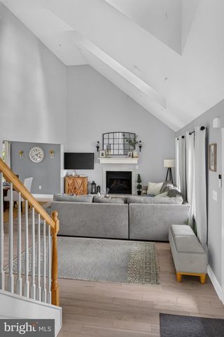 1216 WESTERN CHAPEL RD, New Windsor, MD 21776