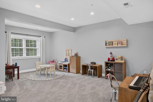 1216 WESTERN CHAPEL RD, New Windsor, MD 21776