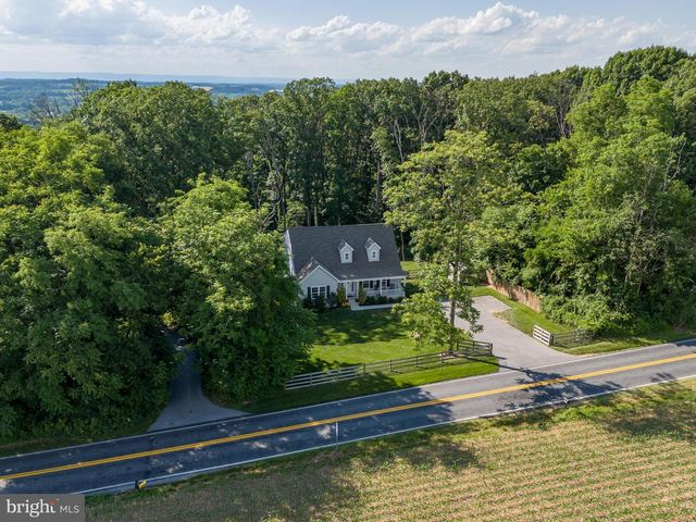 1216 WESTERN CHAPEL RD, New Windsor, MD 21776