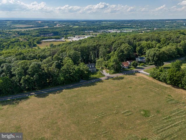 1216 WESTERN CHAPEL RD, New Windsor, MD 21776