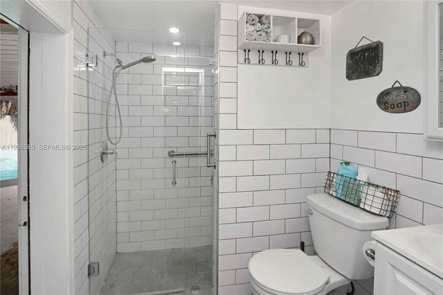1221 SW 74th Court, Miami, FL 33144