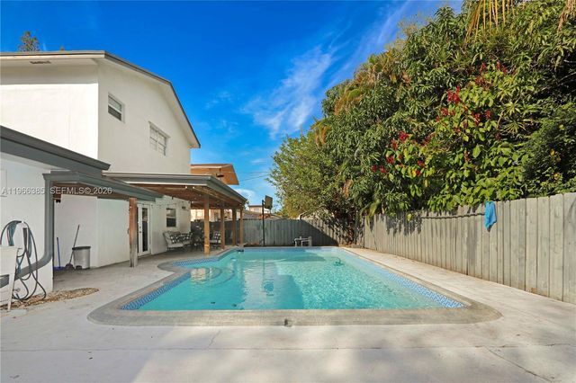 1221 SW 74th Court, Miami, FL 33144