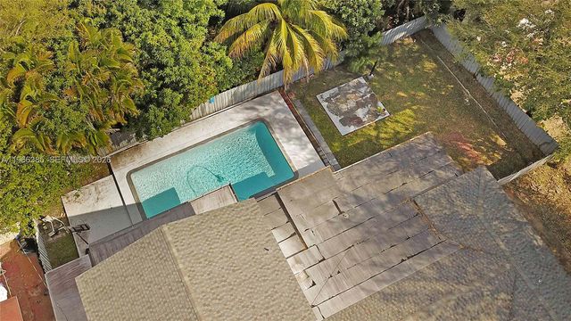 1221 SW 74th Court, Miami, FL 33144
