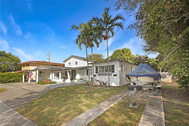 1221 SW 74th Court, Miami, FL 33144
