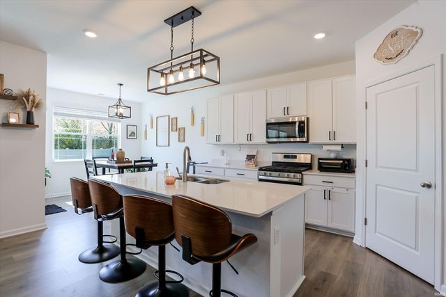 180 Velvet Hat Road, Danville, IN 46122