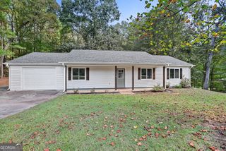 1227 J D Walton Road, Newnan, GA 30263