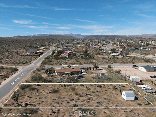 58394 Canterbury, Yucca Valley, CA 92284