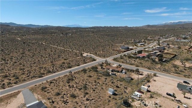 58394 Canterbury, Yucca Valley, CA 92284