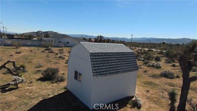 58394 Canterbury, Yucca Valley, CA 92284